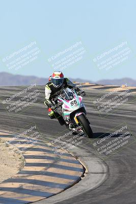 media/Dec-07-2025-CVMA (Sun) [[3e7d2de5dc]]/Race 7-Formula Lightweight Twins Shootout/